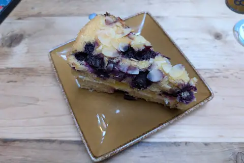 Mansfield Cake Box photo 4